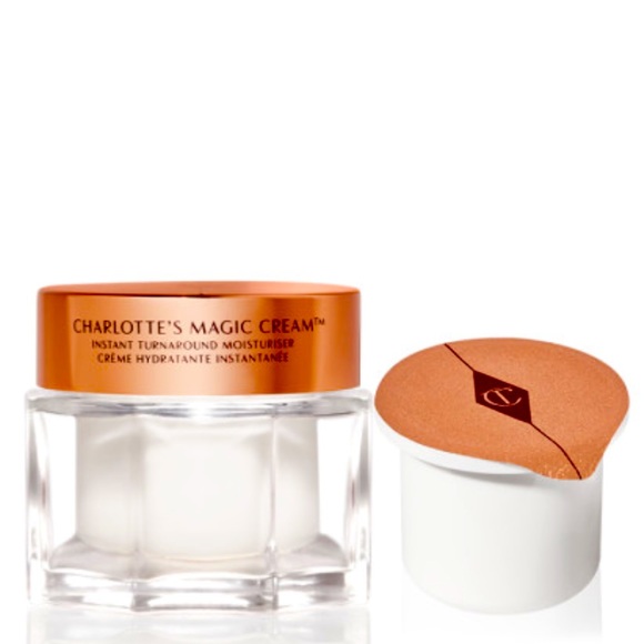 CHARLOTTE'S MAGIC CREAM FOREVER 50ML
SKINCARE KIT - Picture 2 of 9